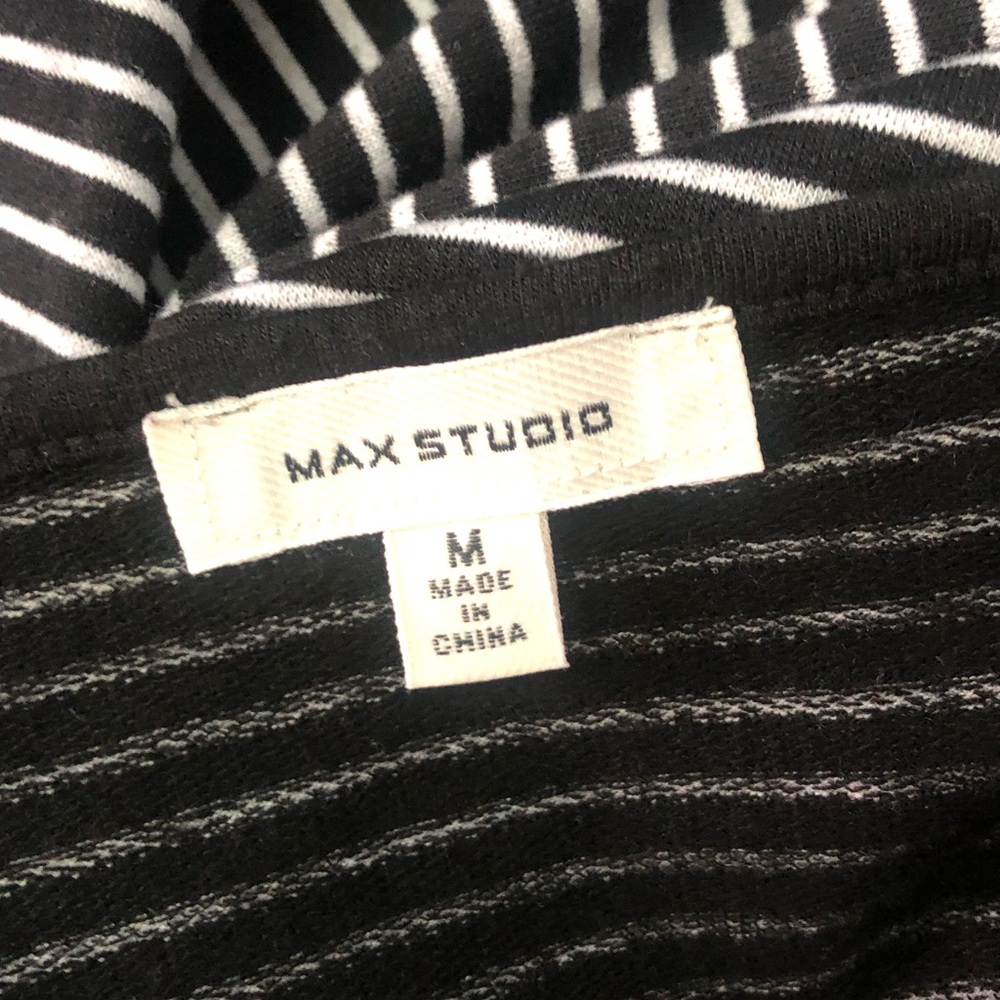 Max Studio dress - Picture 6 of 6